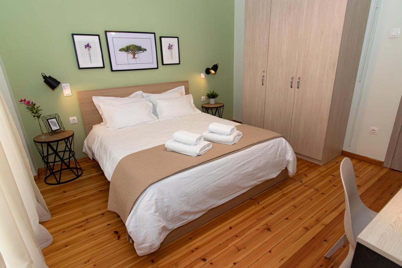 Large, Sunny, Modern Apartment Fully Renovated, Next To Agia Sofia Tesalonika Bagian luar foto